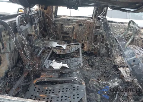 2011 Ford F-250 Lariat z USA, uszkodzony, nr VIN 1FT7W2BT4BEC91947